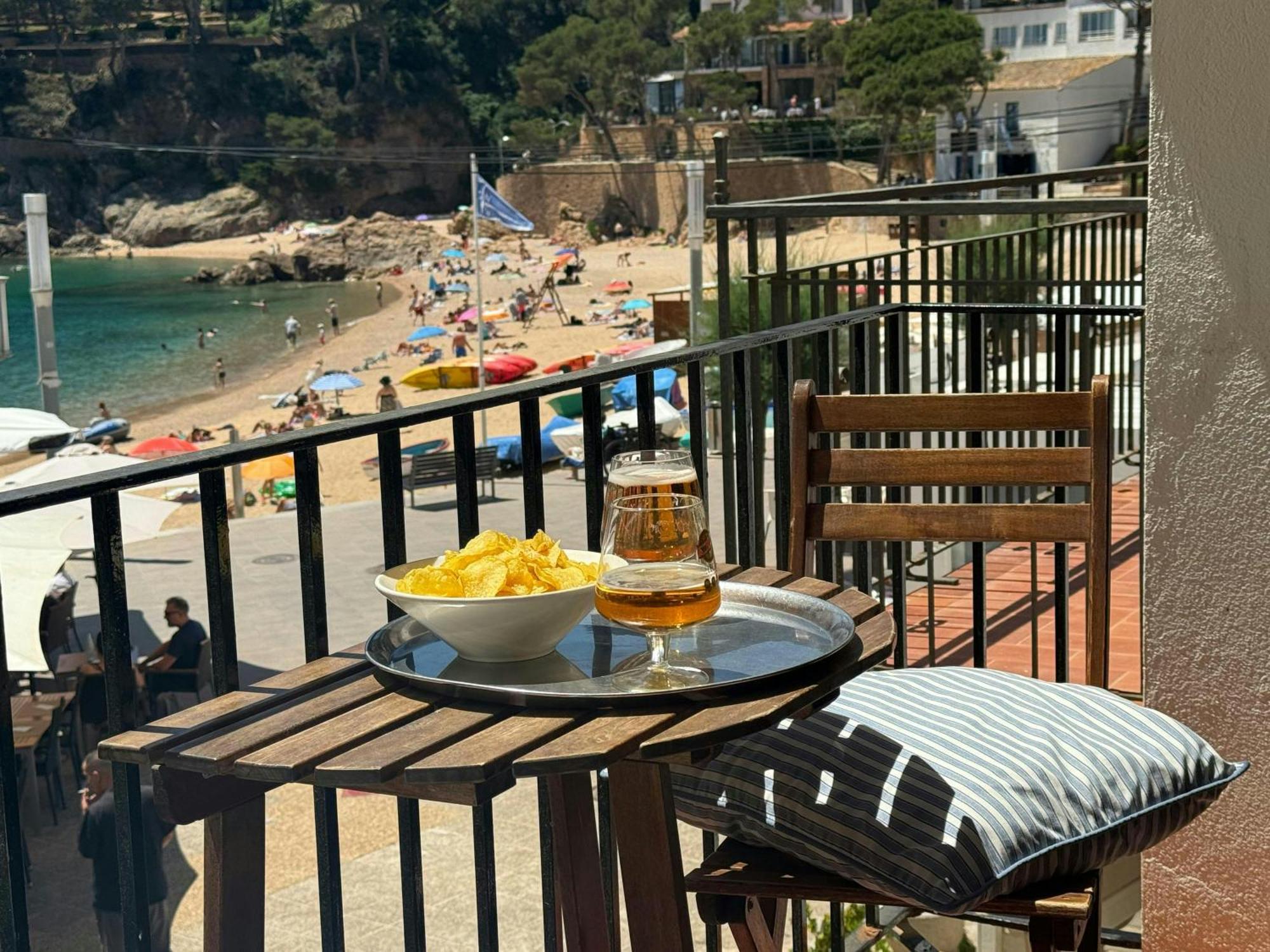 Tamariu Beach 1: Beachfront Wifi Up To 6 Ppl 外观 照片